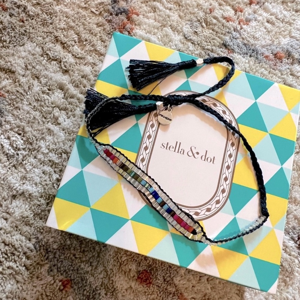 Stella and Dot Unity Bracelet - Picture 3 of 6